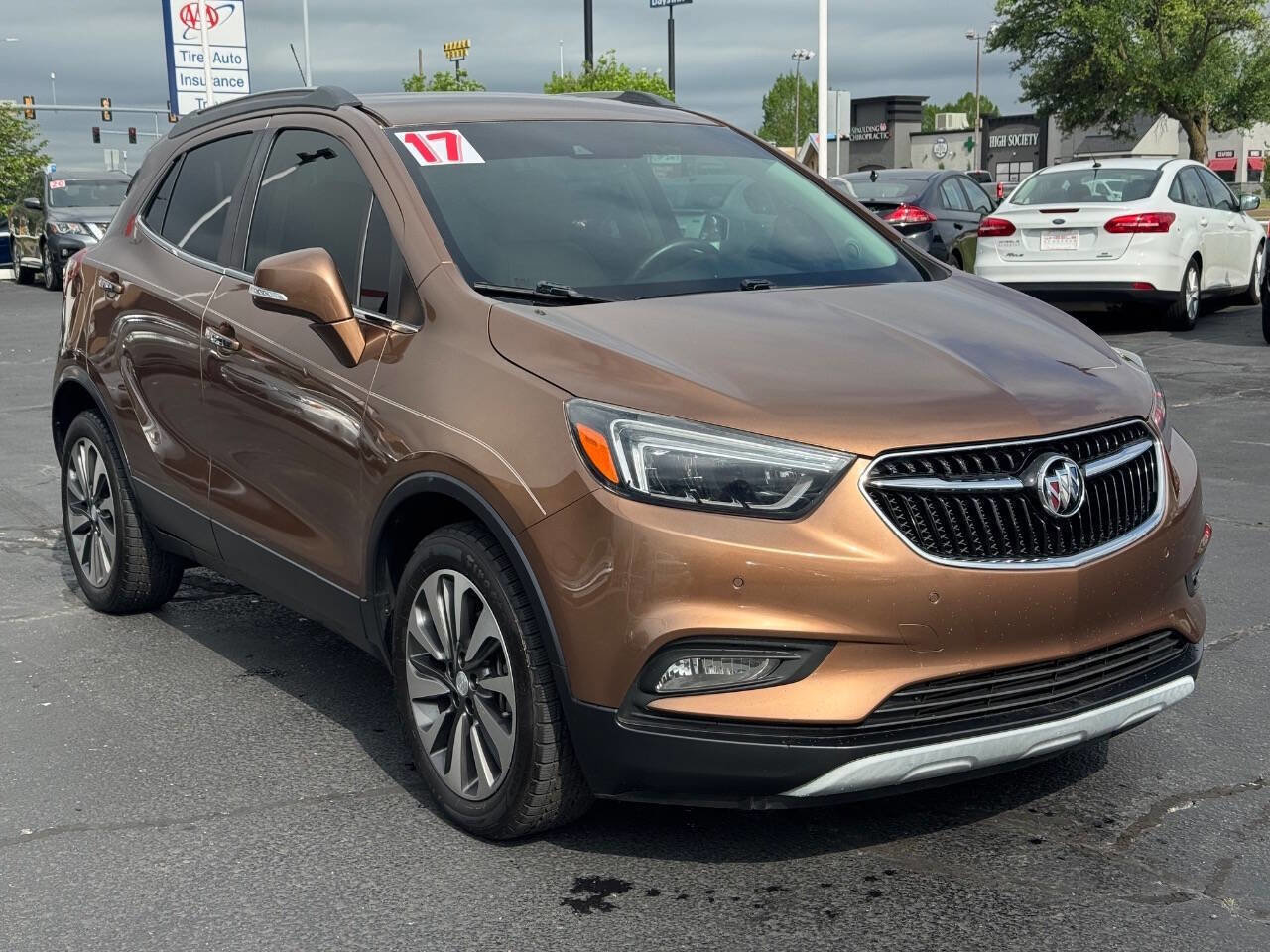 Used 2017 Buick Encore Premium FWD image 3
