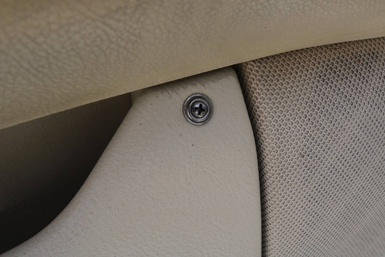 Used 2001 Lexus LS 430 RWD image 91