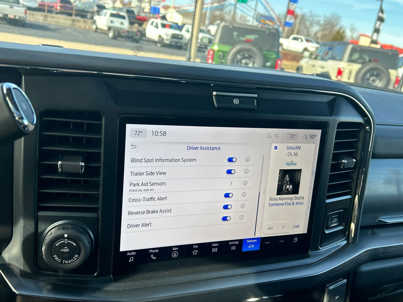 New 2026 Ford F250 Lariat w/ Black Appearance Package image 51