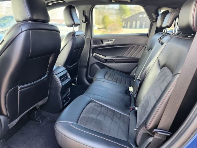 Used 2022 Ford Edge ST-Line image 16