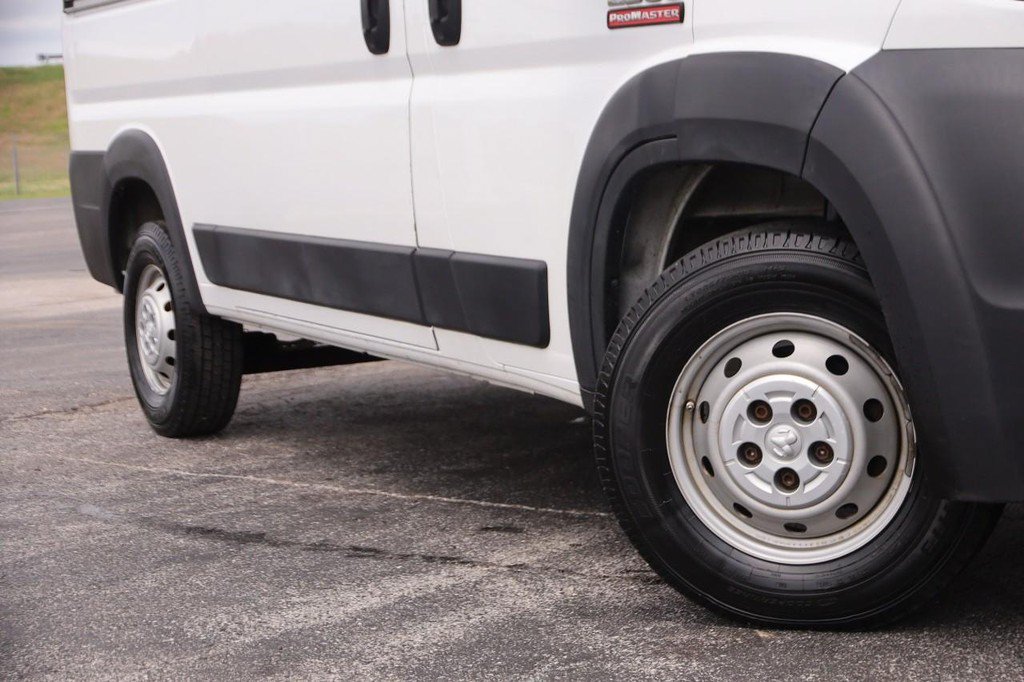 Used 2019 RAM ProMaster 2500 FWD image 3