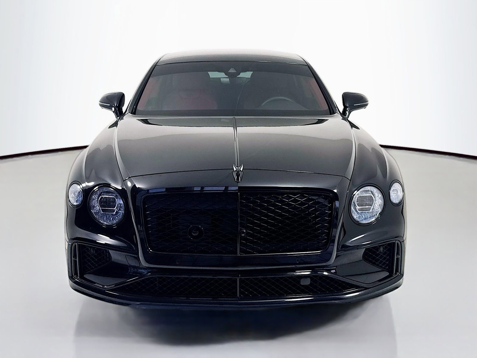 Certified 2025 Bentley Flying Spur Plug-In Hybrid image 2