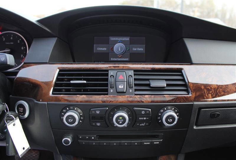 Used 2008 BMW 528xi Sedan image 20