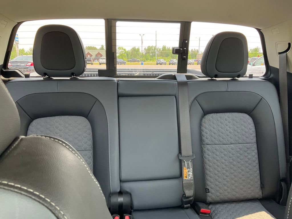 Used 2022 Chevrolet Colorado Z71 image 22