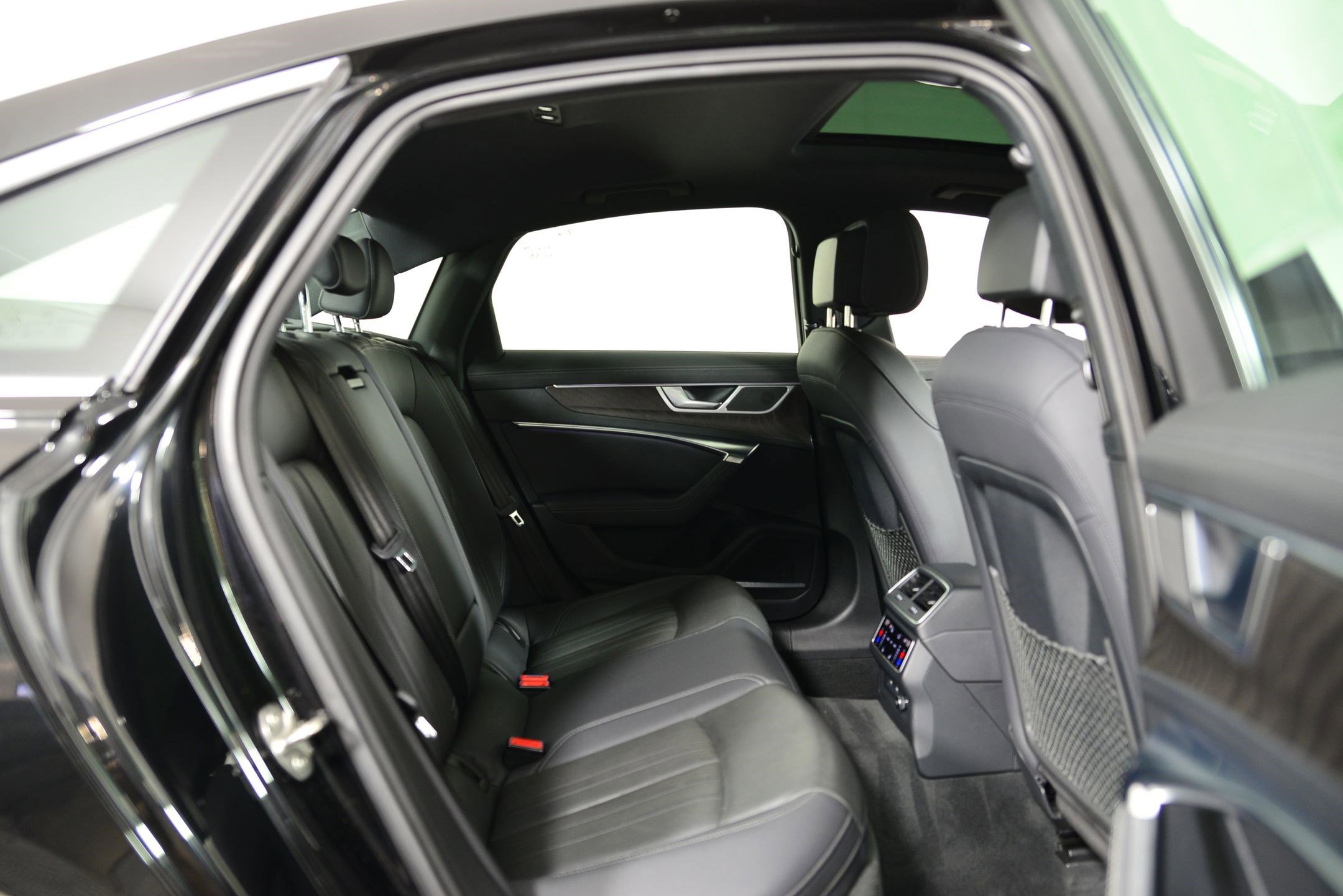 Used 2023 Audi A6 Premium Plus w/ Premium Plus Package image 21