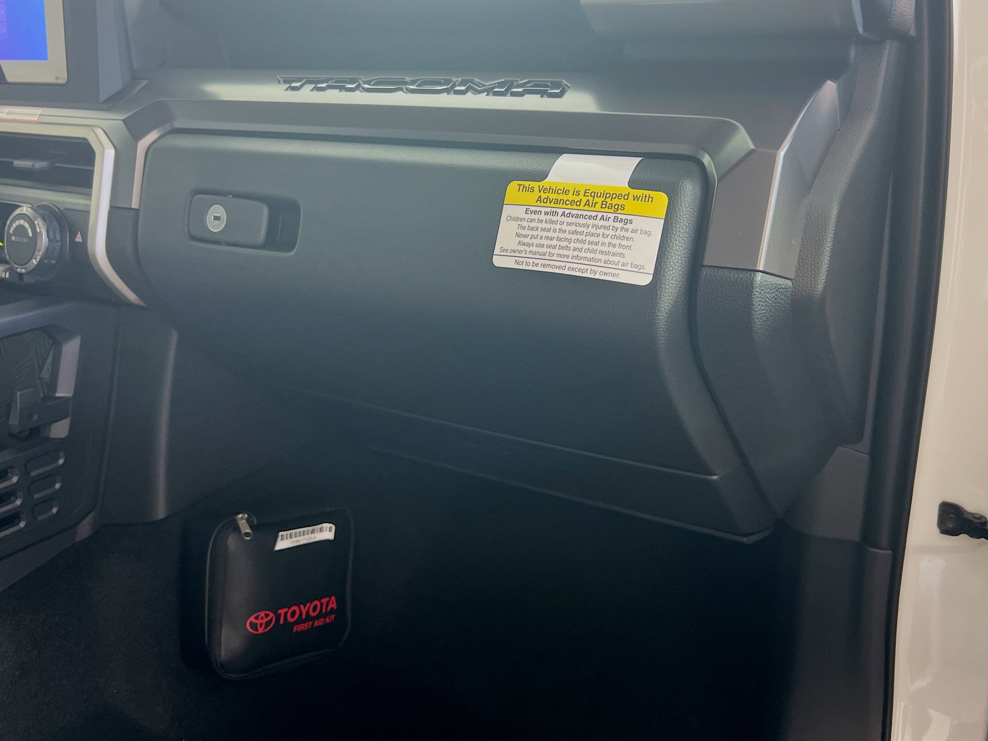 New 2025 Toyota Tacoma SR5 image 34