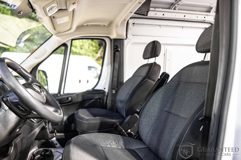 Used 2025 RAM ProMaster 2500 w/ Convenience Group FWD image 13