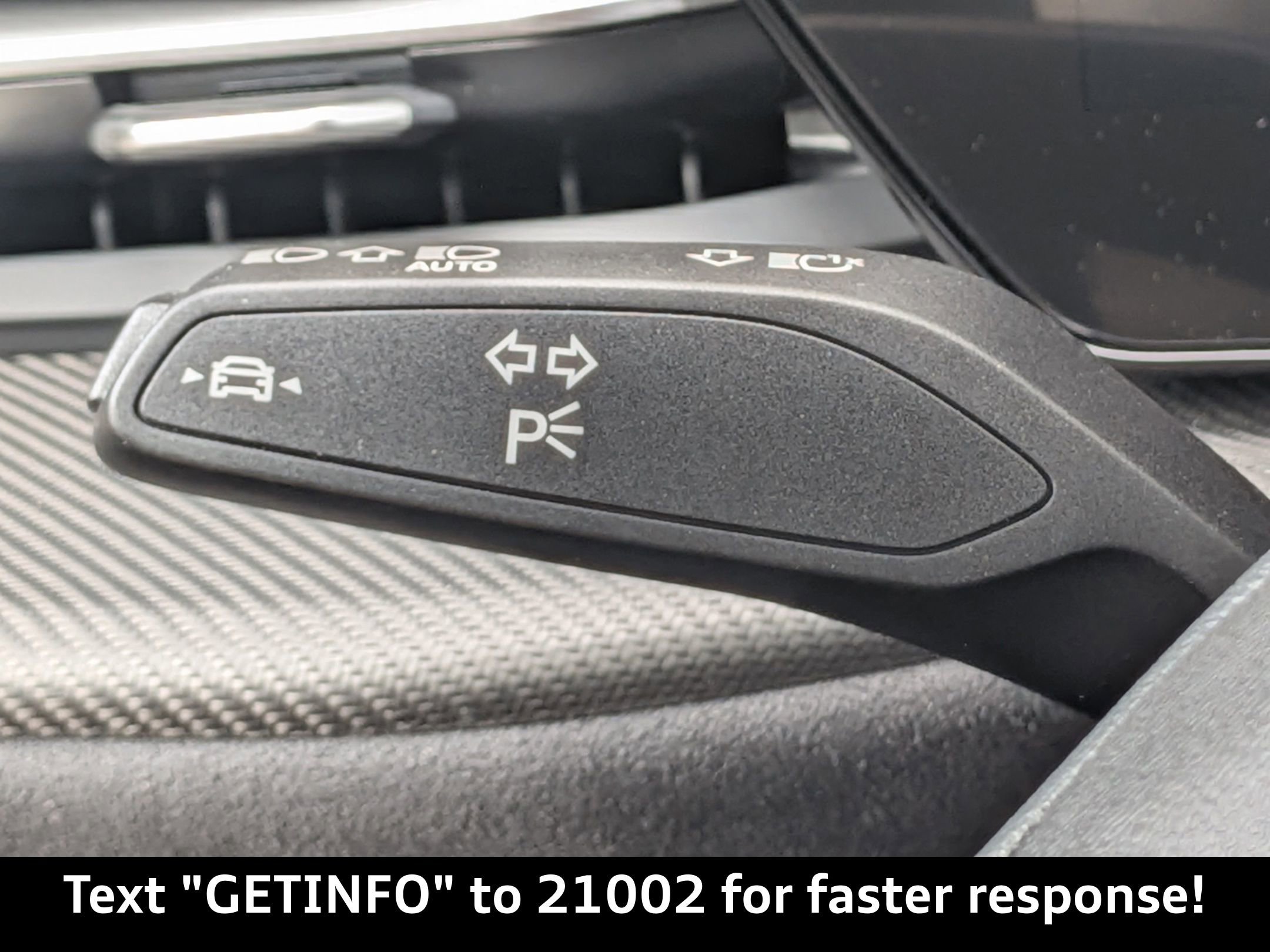 New 2025 Audi SQ5 Prestige image 32