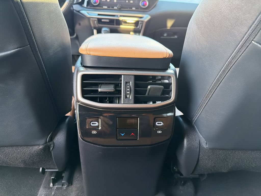 Used 2024 Lexus RX 350 Premium w/ Accessory Package (Z1) AWD/4WD image 19