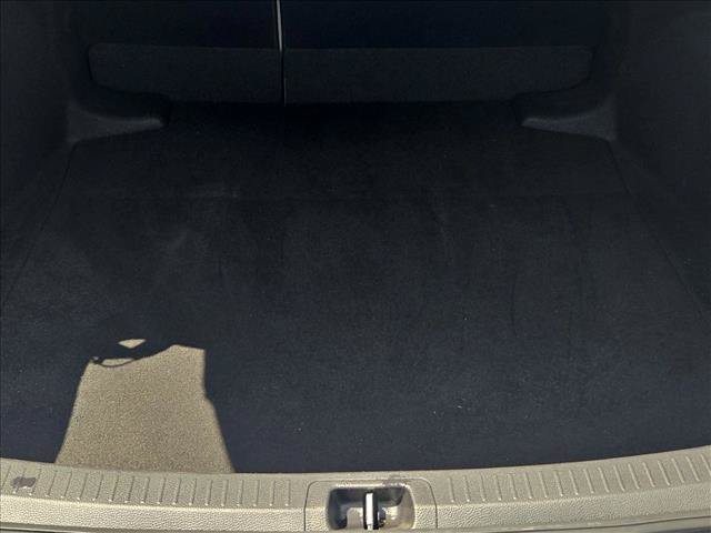 Used 2022 Toyota Corolla L FWD image 6