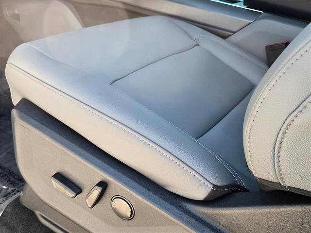 New 2025 Ford F150 Lightning Flash image 4