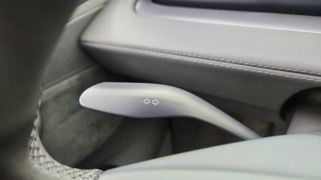 Used 2026 Tesla Model Y Long Range image 40