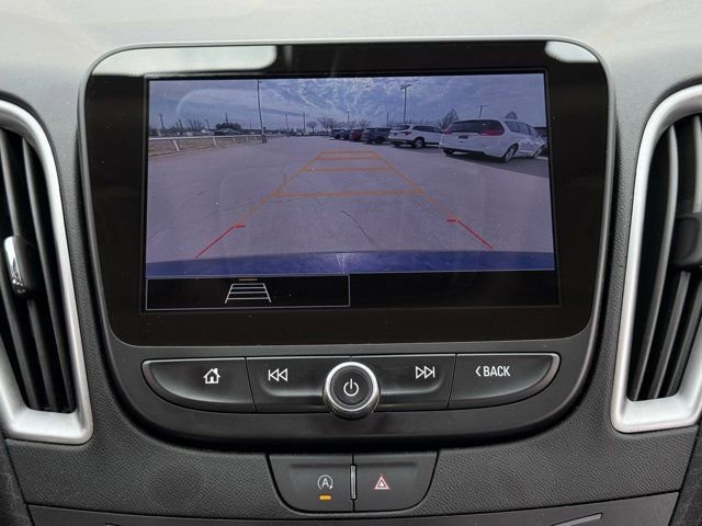 Used 2025 Chevrolet Malibu LT image 18