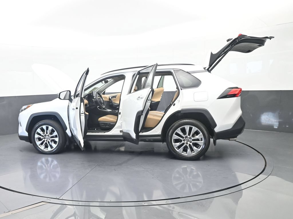Used 2023 Toyota RAV4 Limited FWD image 71
