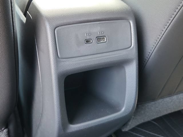 New 2026 Chevrolet Trax LT w/ Sunroof Package FWD image 16
