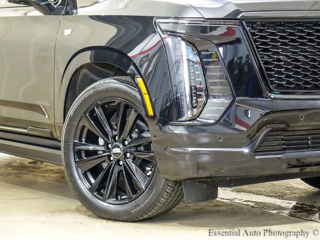 Certified 2025 Cadillac Escalade Sport w/ Touring Package AWD/4WD image 4