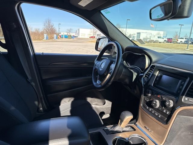 Used 2017 Jeep Grand Cherokee Laredo w/ Quick Order Package 23E image 29