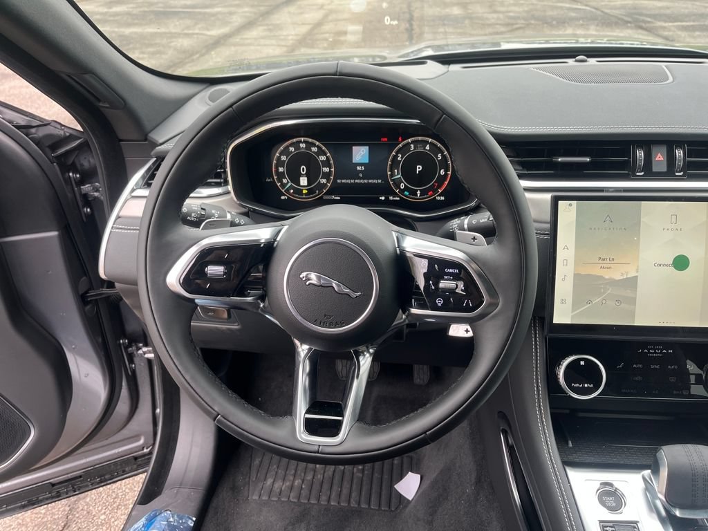 New 2026 Jaguar F-PACE R-Dynamic S AWD/4WD image 13