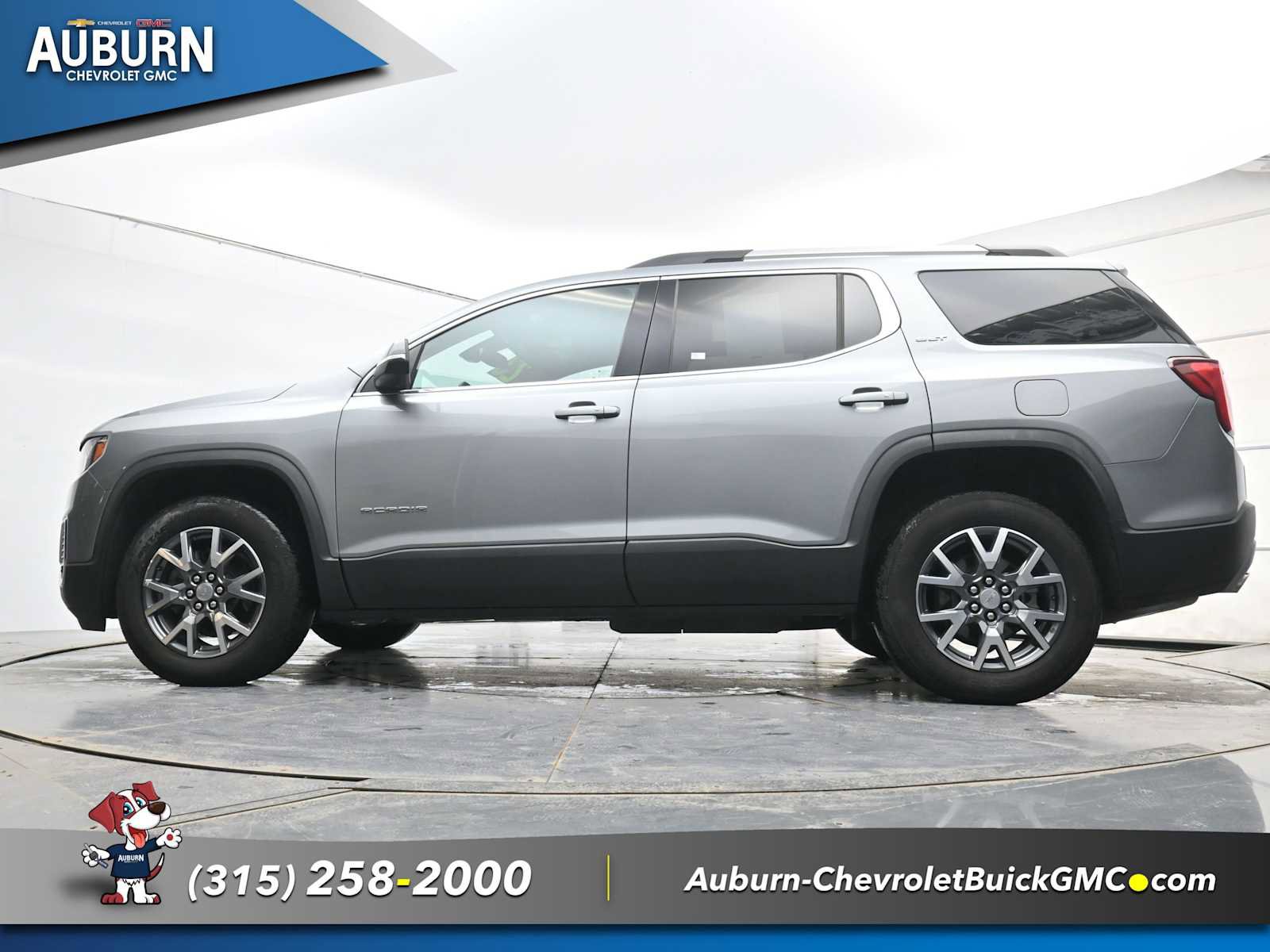 Used 2023 GMC Acadia SLT image 19