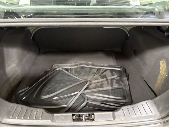 Used 2013 Ford Focus SE FWD image 22