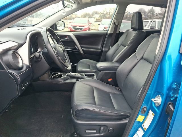 Used 2018 Toyota RAV4 Limited image 14