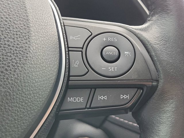 Used 2021 Toyota RAV4 Limited image 32