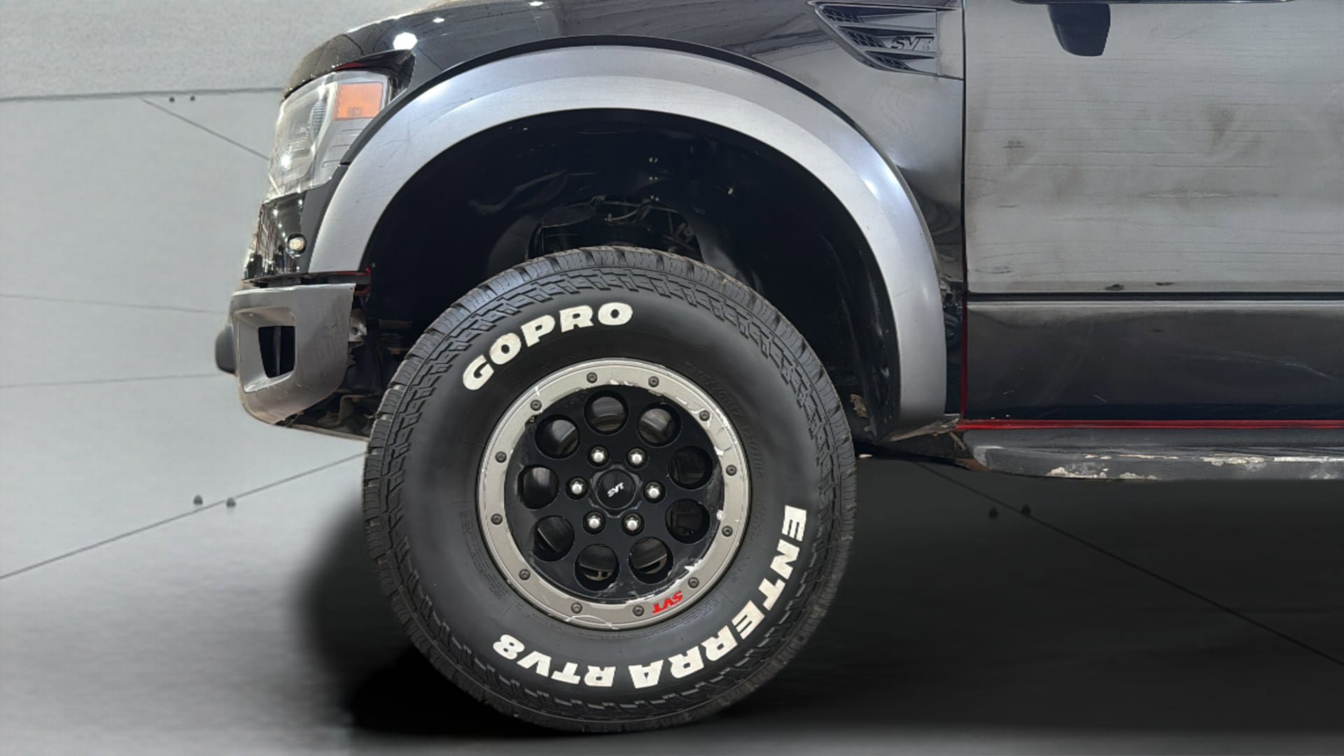 Used 2013 Ford F150 Raptor w/ Luxury Equipment Group image 36