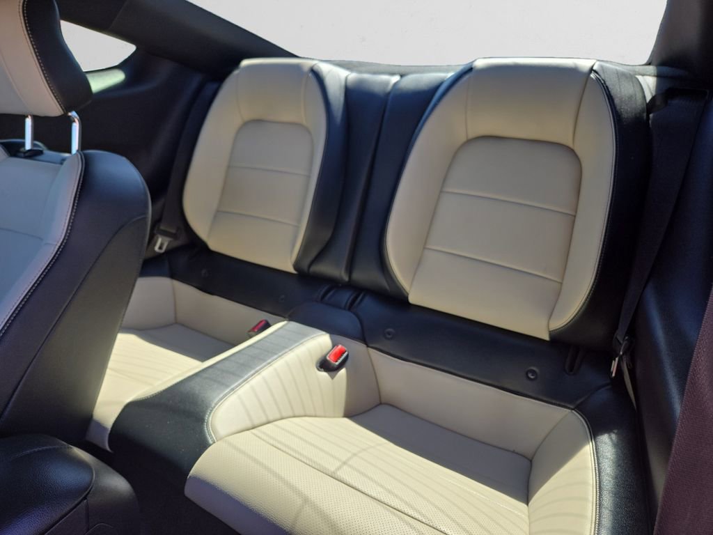 Used 2015 Ford Mustang GT Premium image 15