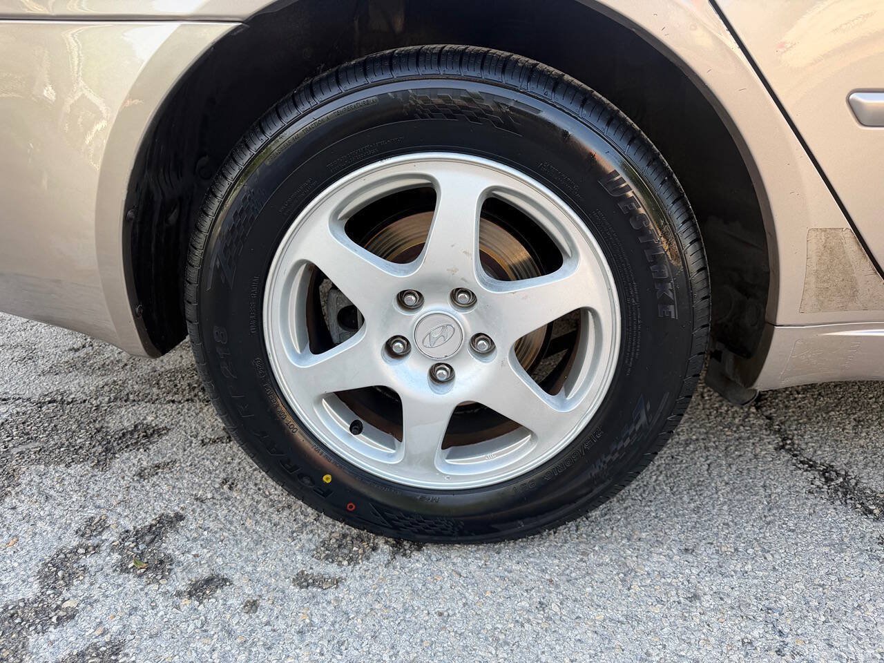 Used 2006 Hyundai Sonata LX FWD image 32