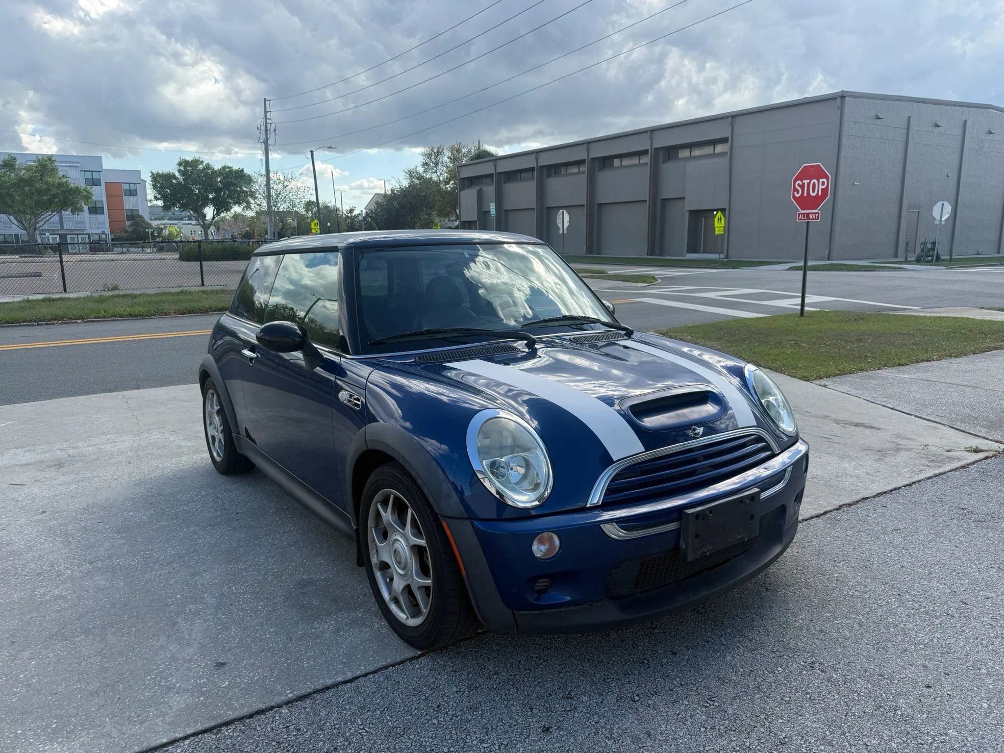 Used 2004 MINI Cooper S image 3