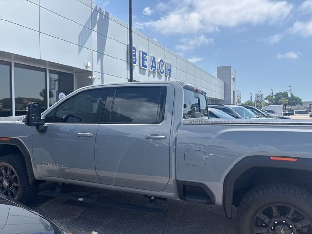 Used 2025 GMC Sierra 2500 AT4 w/ AT4 Premium Plus Package AWD/4WD image 6