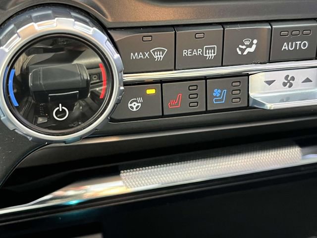 Used 2021 Ford F150 Lariat w/ Equipment Group 502A High image 25