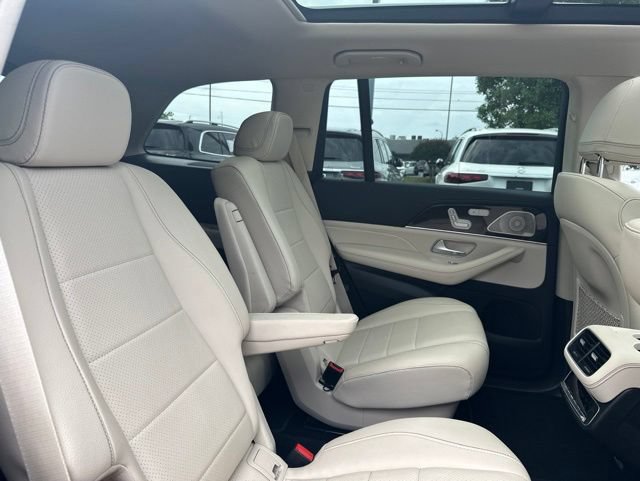 Certified 2024 Mercedes-Benz GLS 450 4MATIC image 27