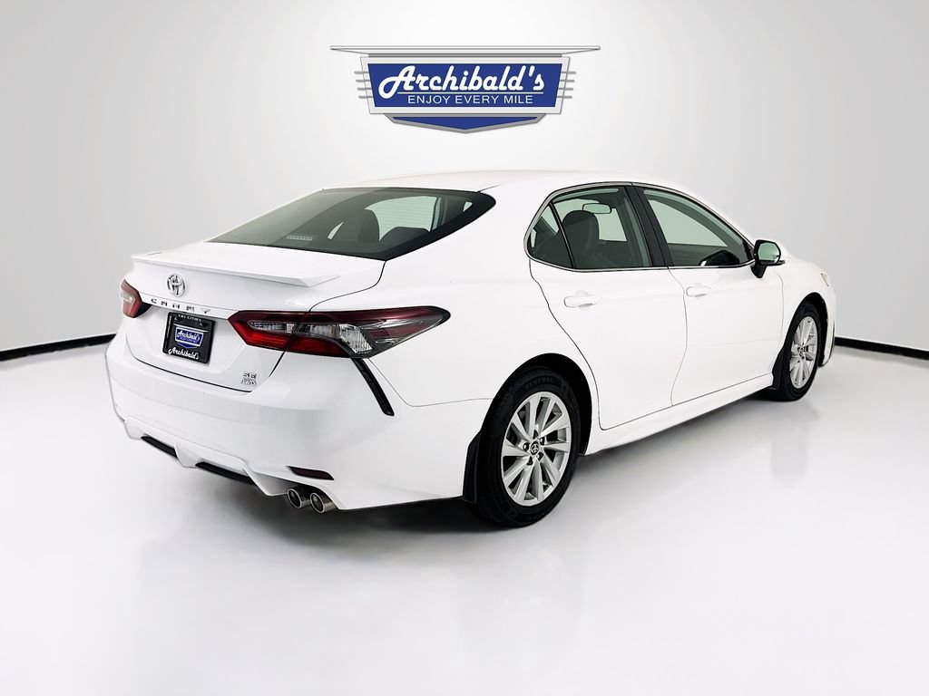 Used 2022 Toyota Camry SE AWD/4WD image 7