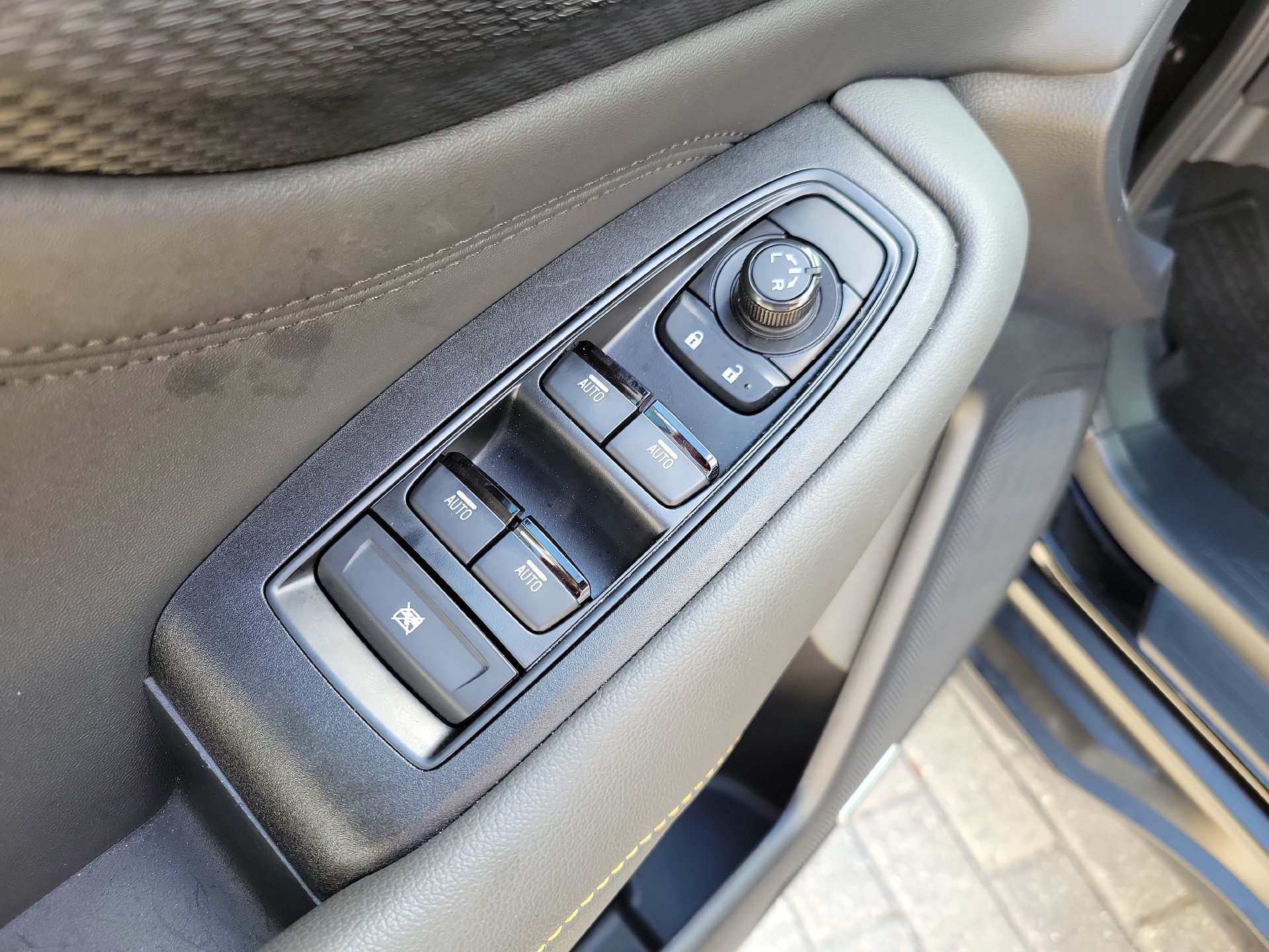 Used 2025 Subaru Outback Wilderness AWD/4WD image 26