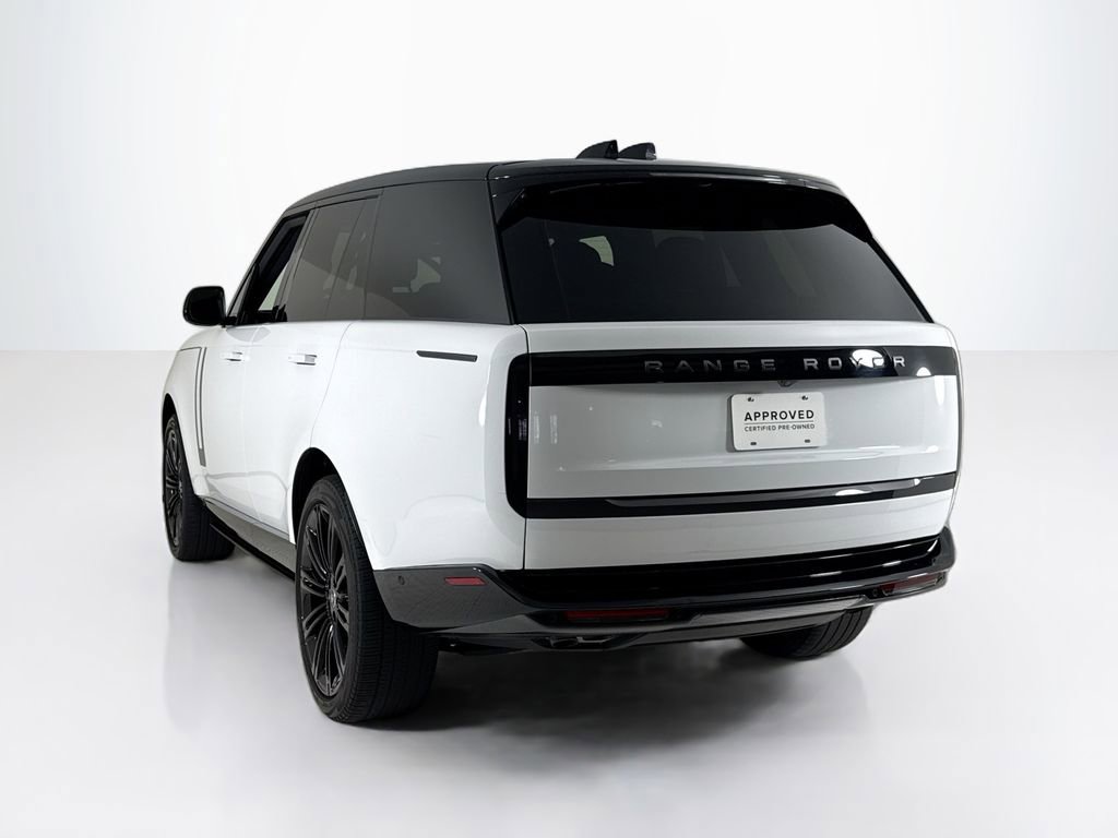 Used 2024 Land Rover Range Rover SE image 3