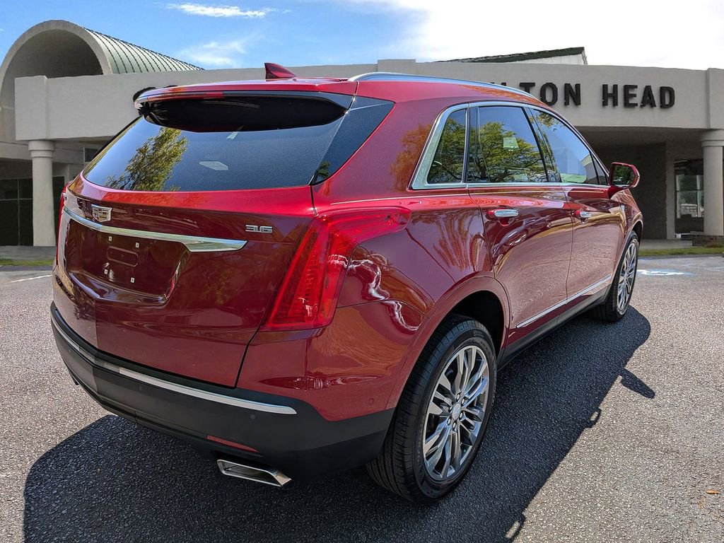 Used 2019 Cadillac XT5 Premium Luxury w/ Driver Assist Package image 6
