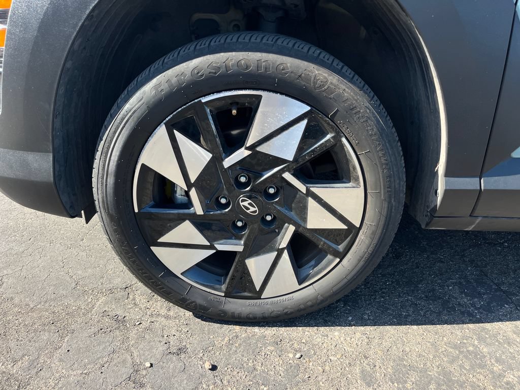 Used 2025 Hyundai Kona SEL AWD/4WD image 26