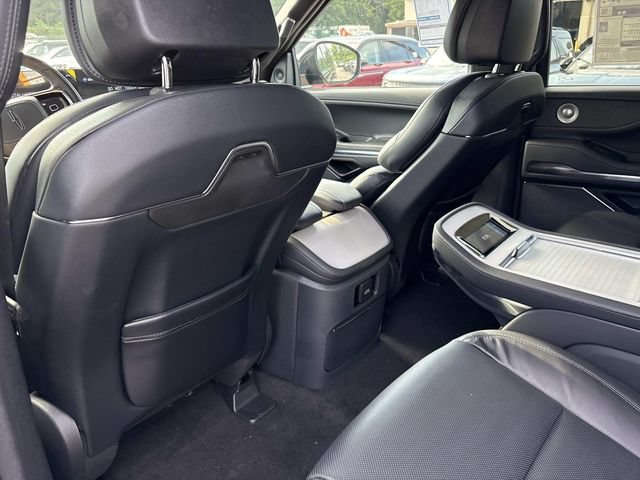 New 2027 Lincoln Navigator L Reserve w/ Jet Appearance Package AWD/4WD image 16
