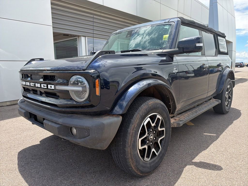 Used 2021 Ford Bronco Outer Banks AWD/4WD image 2