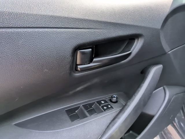 Used 2024 Toyota Corolla LE image 12
