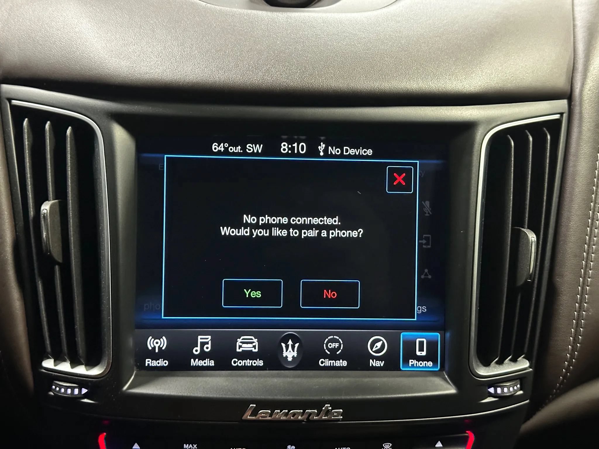 Used 2019 Maserati Levante GranLusso AWD/4WD image 45