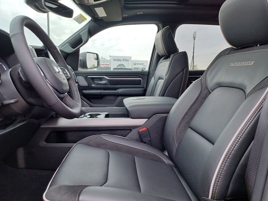 New 2026 RAM 1500 Laramie AWD/4WD image 9