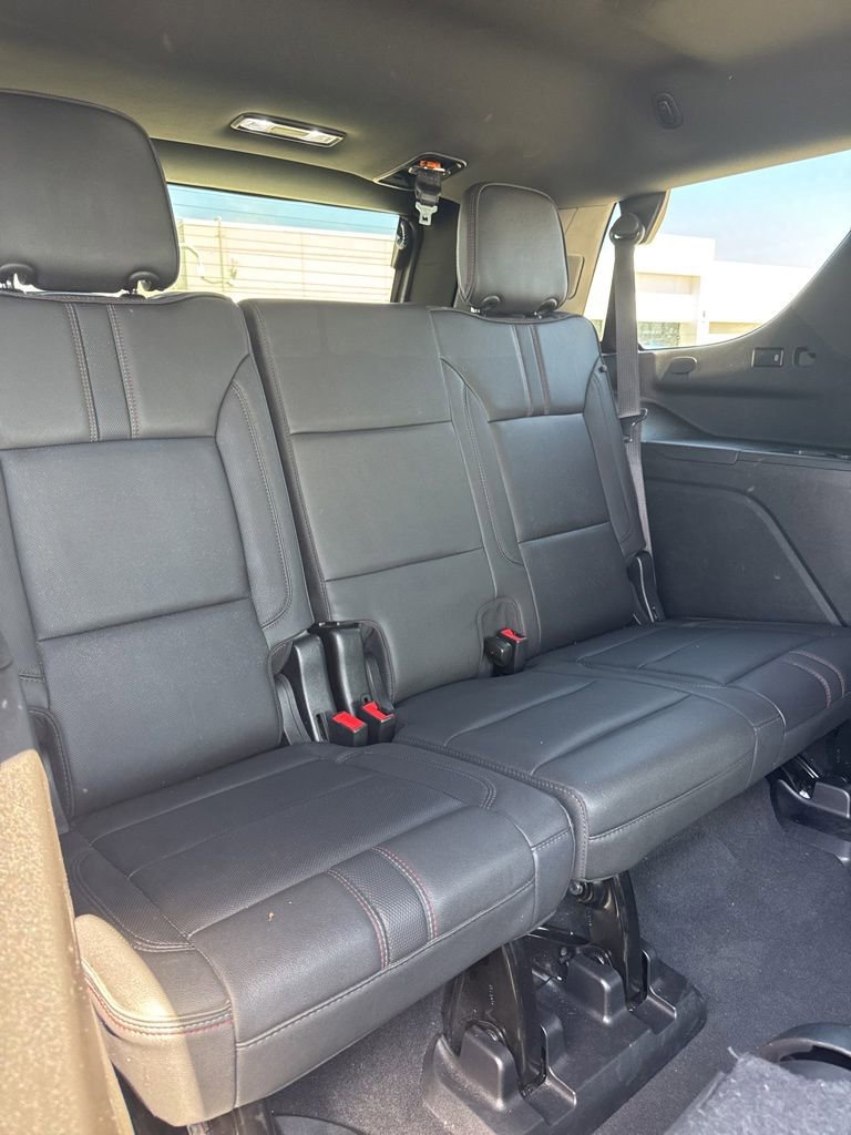 Used 2022 Chevrolet Tahoe RST w/ Luxury Package RWD image 11