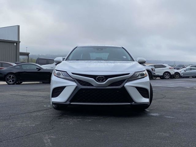 Used 2018 Toyota Camry XSE image 9