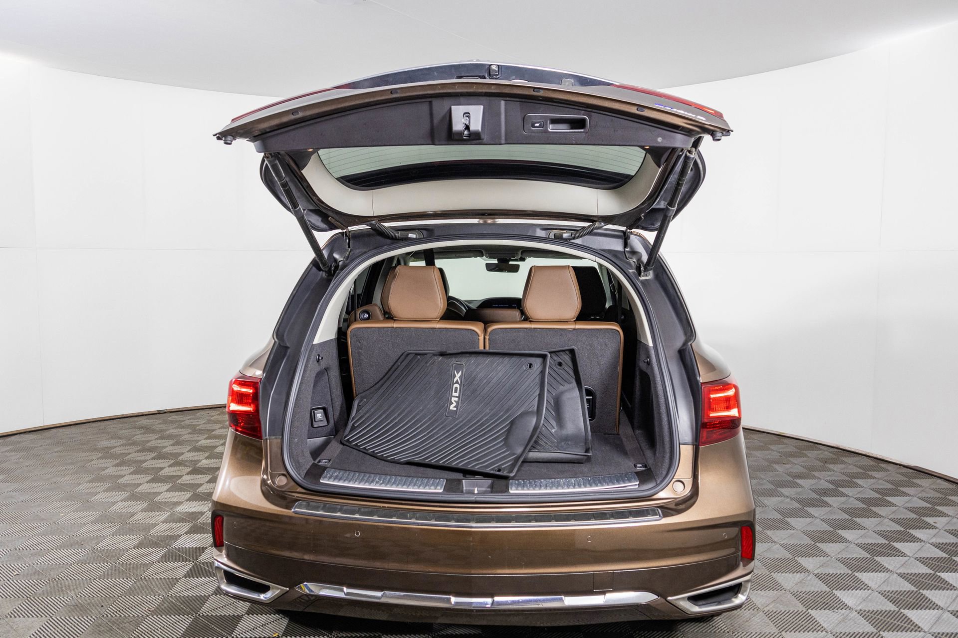 Used 2019 Acura MDX Sport Hybrid w/ Technology Pkg image 38