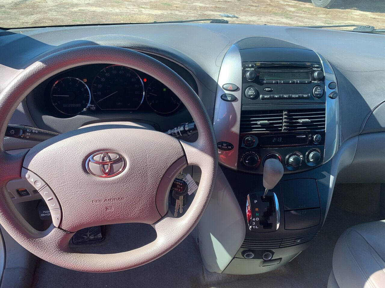 Used 2007 Toyota Sienna LE FWD image 14