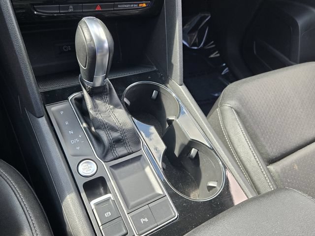Used 2018 Volkswagen Atlas SEL FWD image 18