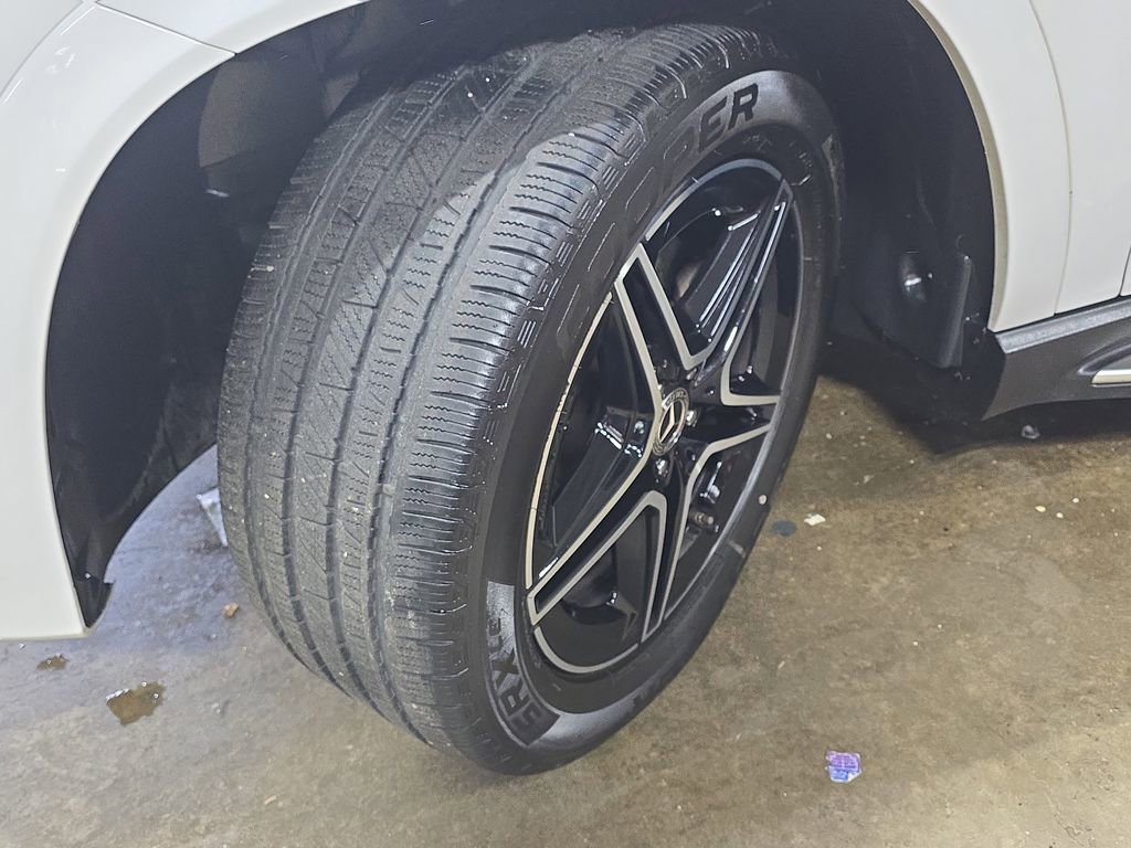 Used 2025 Mercedes-Benz GLE 450 4MATIC image 34