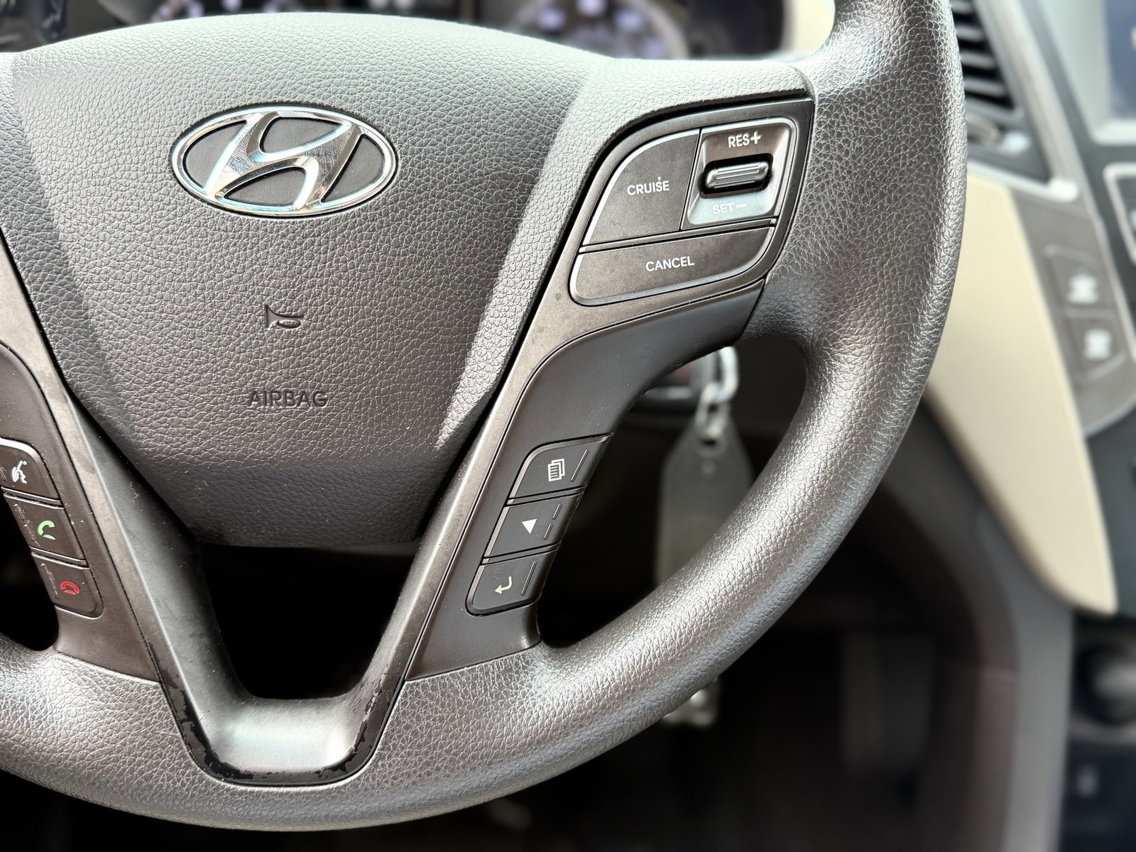 Used 2017 Hyundai Santa Fe Sport image 25